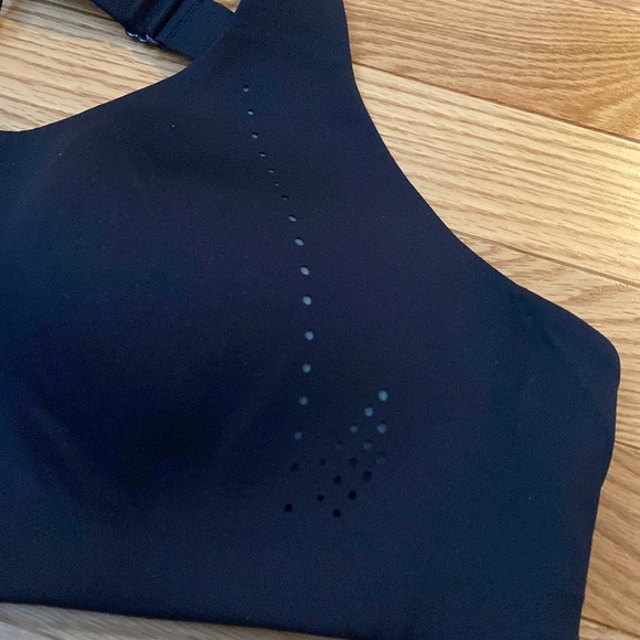 Lululemon Air Support Bra NEVER WORN Size 36C, Navy Blue - Picture 8 of 15